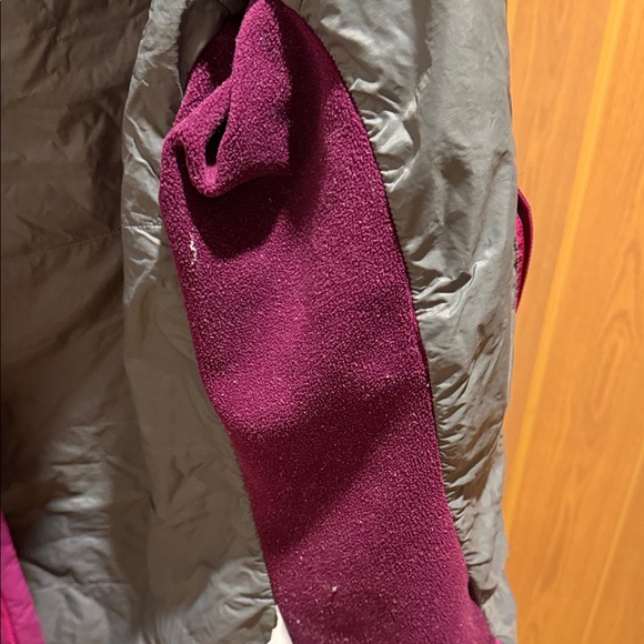 Arc'teryx Women's Magenta Ski Jacket - Picture 5 of 5